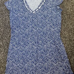 Lilly Pulitzer Etta Dress - Blue White
Pom Pom V-Neck Short Sleeve
